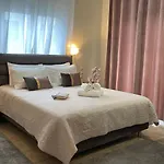 Karagianni Hotel