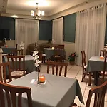 فندق Karagianni