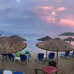 Karagianni 3*