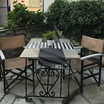Karagianni 3*