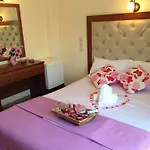 Hotel Karagianni 3*
