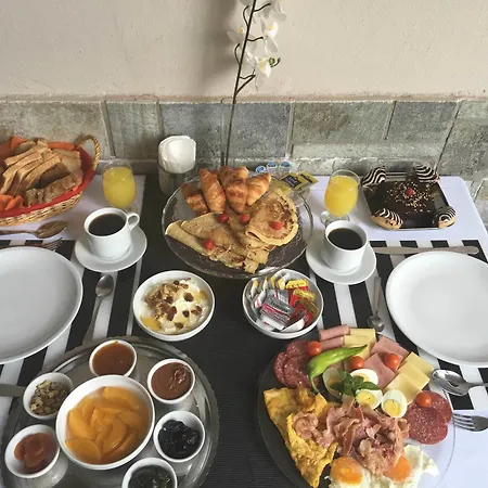 Karagianni Hotel Wolos