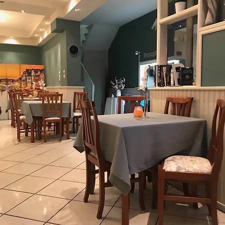Karagianni Hotel