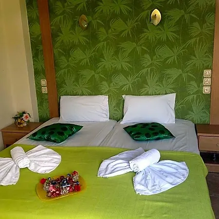 Karagianni Hotel 3*