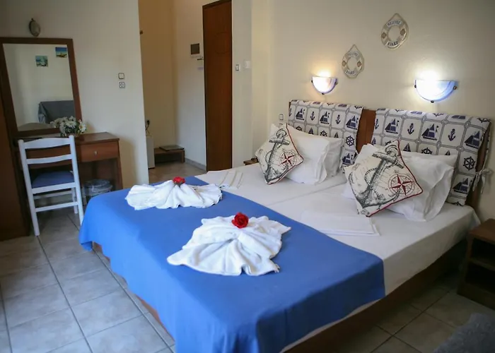Karagianni Hotel 3*